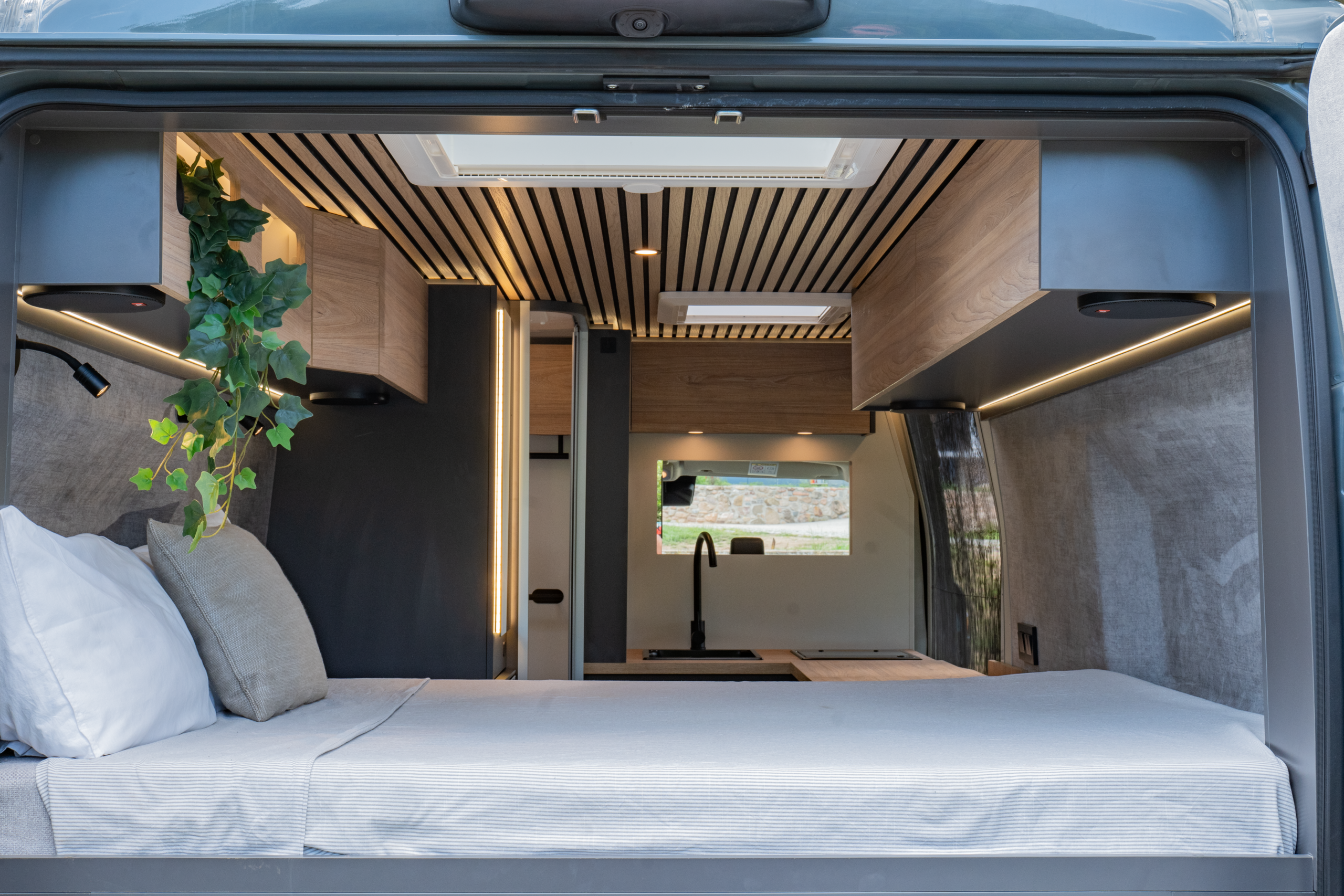 NEO Camper Gallery Image